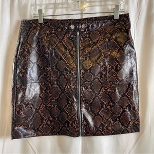 Faux Snake Pleather Zipper Skirt SL Tayna Share Show